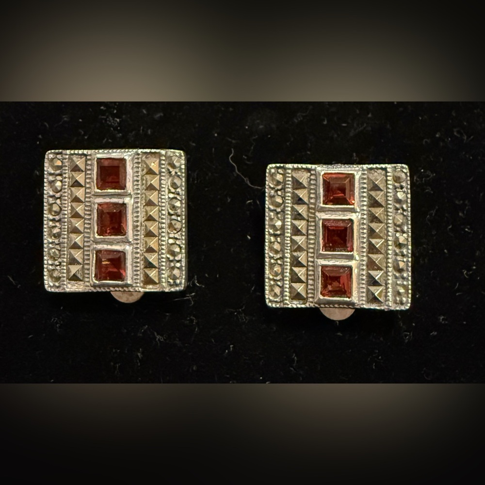 Vintage 925 Sterling And Genuine Garnet Clip-on Earrings,